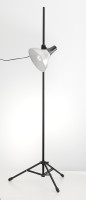 Daylight Atelier-LED-Klemmleuchte mit Standfuß